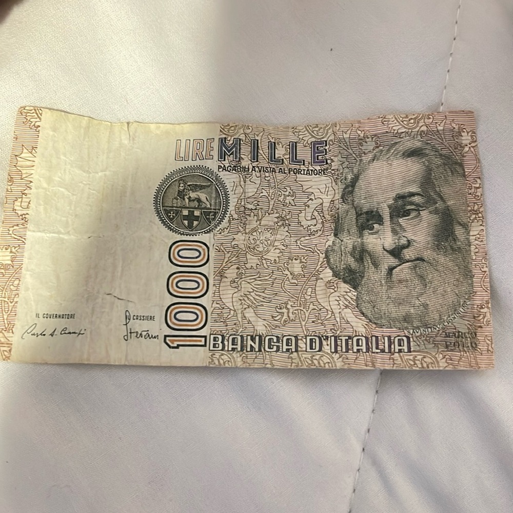 Italian money